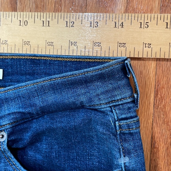 Levi’s Woman’s NWT Classic Bootcut Size 6 Short W28 L30 - Picture 7 of 13